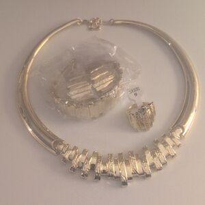 Elegant Gold Necklace, Bracelet, and Ring Set